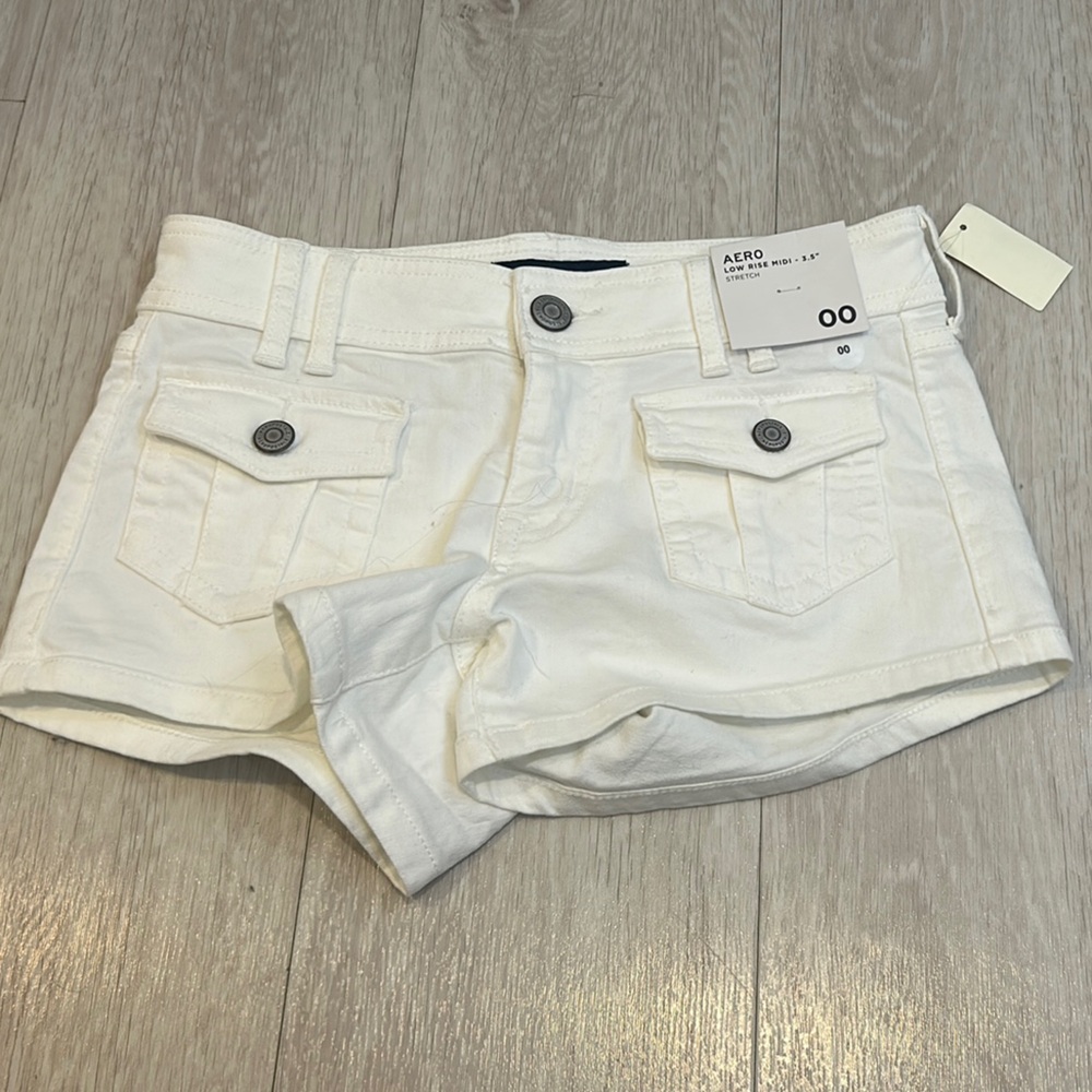 NEW WITH TAGS Aeropostale White Jean Shorts for Women size:00